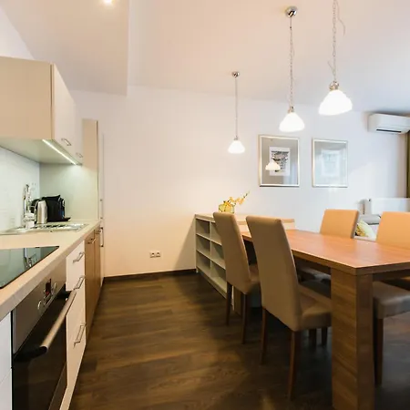 Apart Otel Inqse Centre 4*