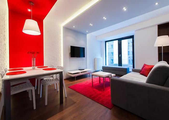 Inqse Centre Aparthotel 4*