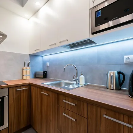 アパートホテル Inqse Centre