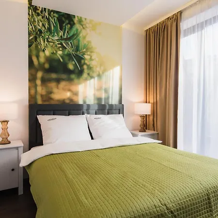 Aparthotel Inqse Centre
