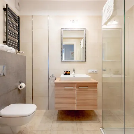 Inqse Centre فروتسواف