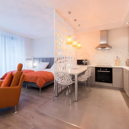 Aparthotel Inqse Centre