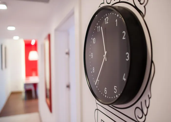 Aparthotel Inqse Centre 4*